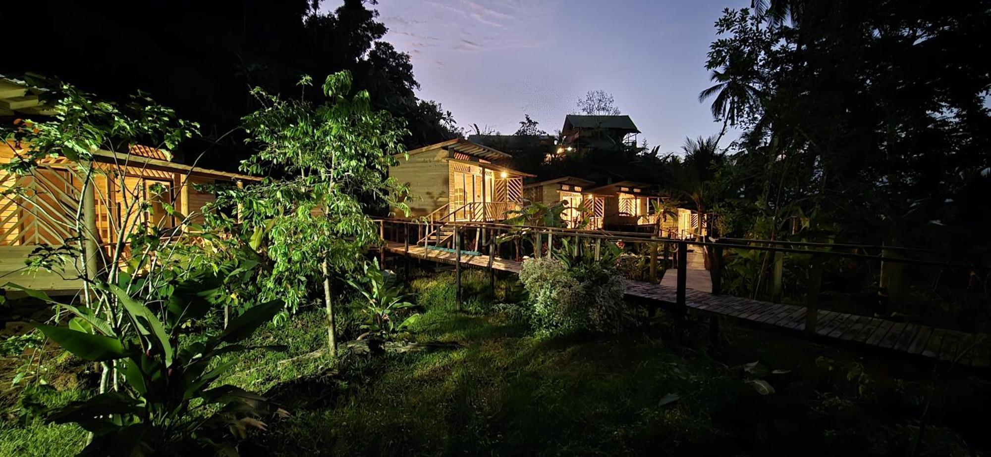 Pacific Nuqui Lodge מראה חיצוני תמונה